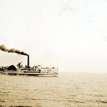 Iron Steamboat Co. steamer (from Mystic menhaden steamboat Leander Wilcox)